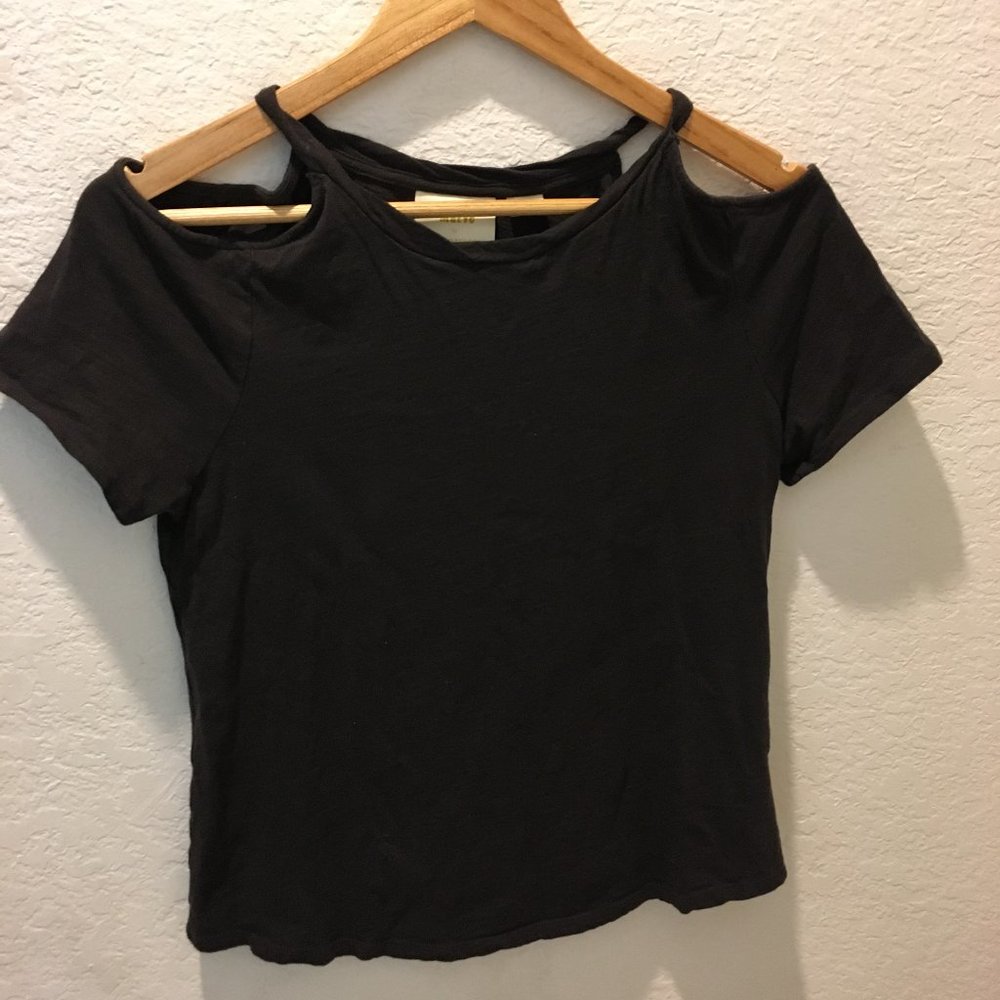 Anthropologie | Casual Shoulder-Exposed Top